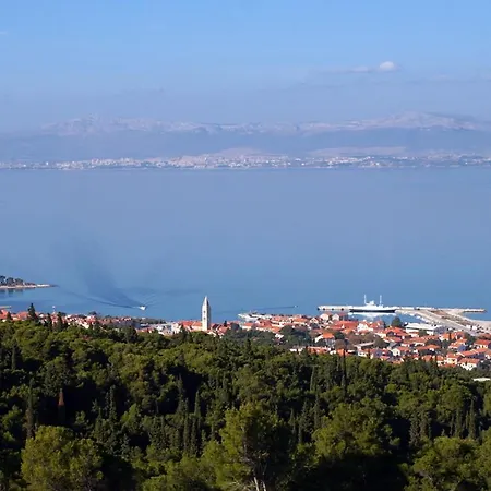 Apartment With A Parking Space Supetar, Brac - 2856 Supetar
